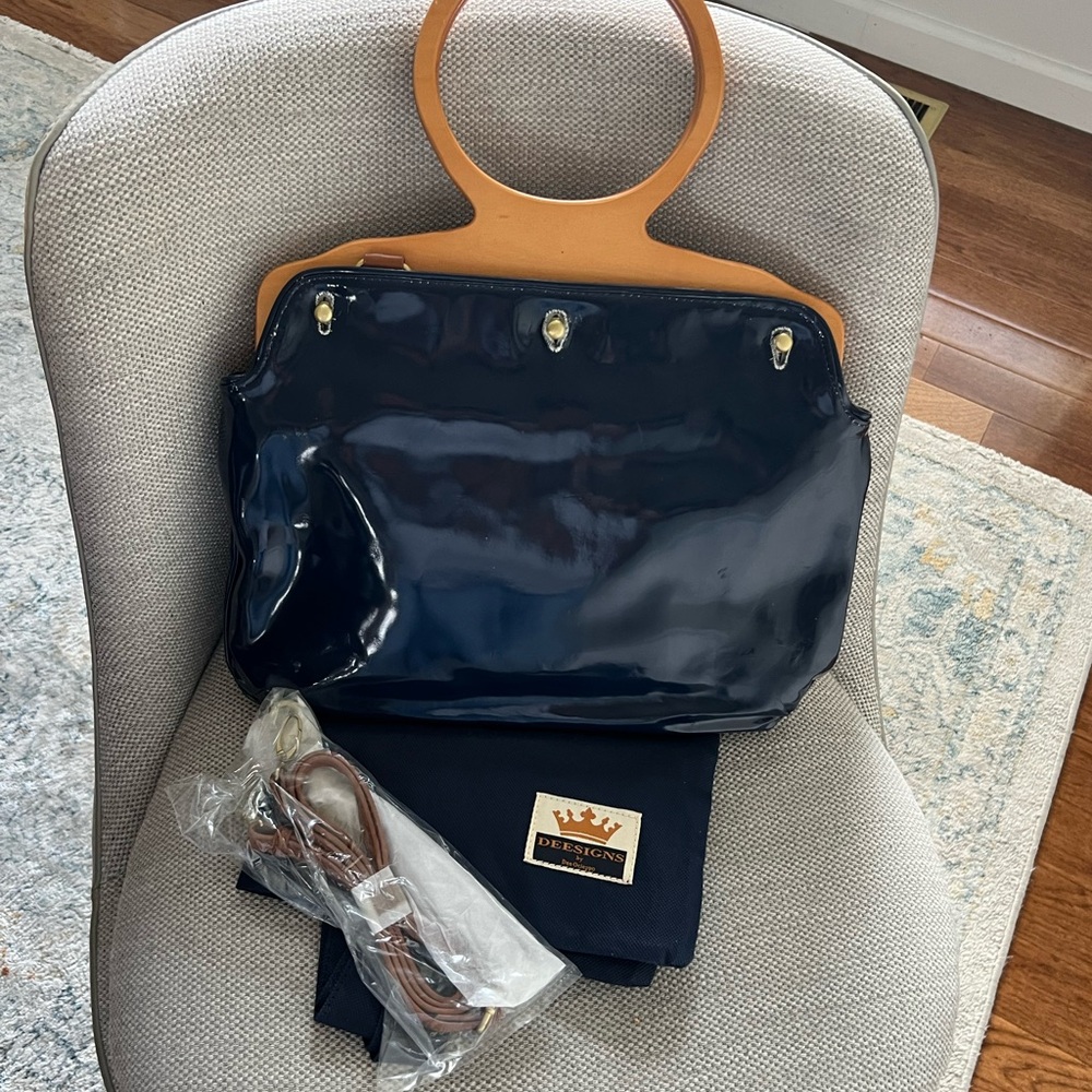 Dee Ocleppo 2 way Bag with Crossbody Strap Navy Patent Leather some scratches